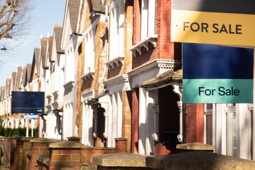 What Documents Do You Need to Sell a House in the UK?